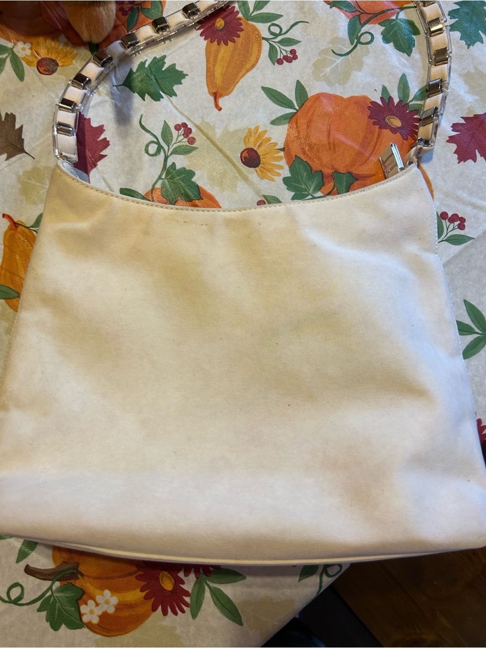 Salvador Ferragamo white bag with chain strap - Picture 2 of 8